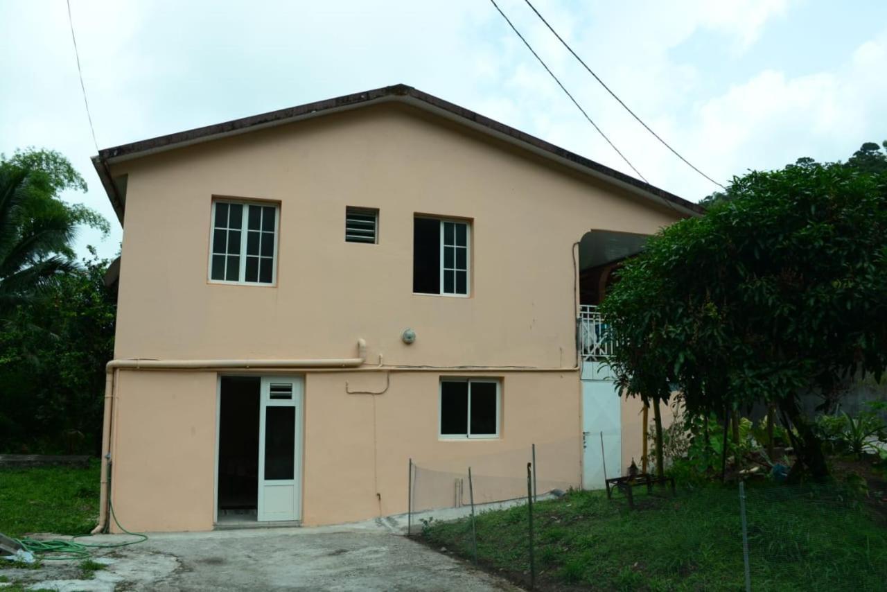 Maison Lavanne Saint-Joseph Екстер'єр фото